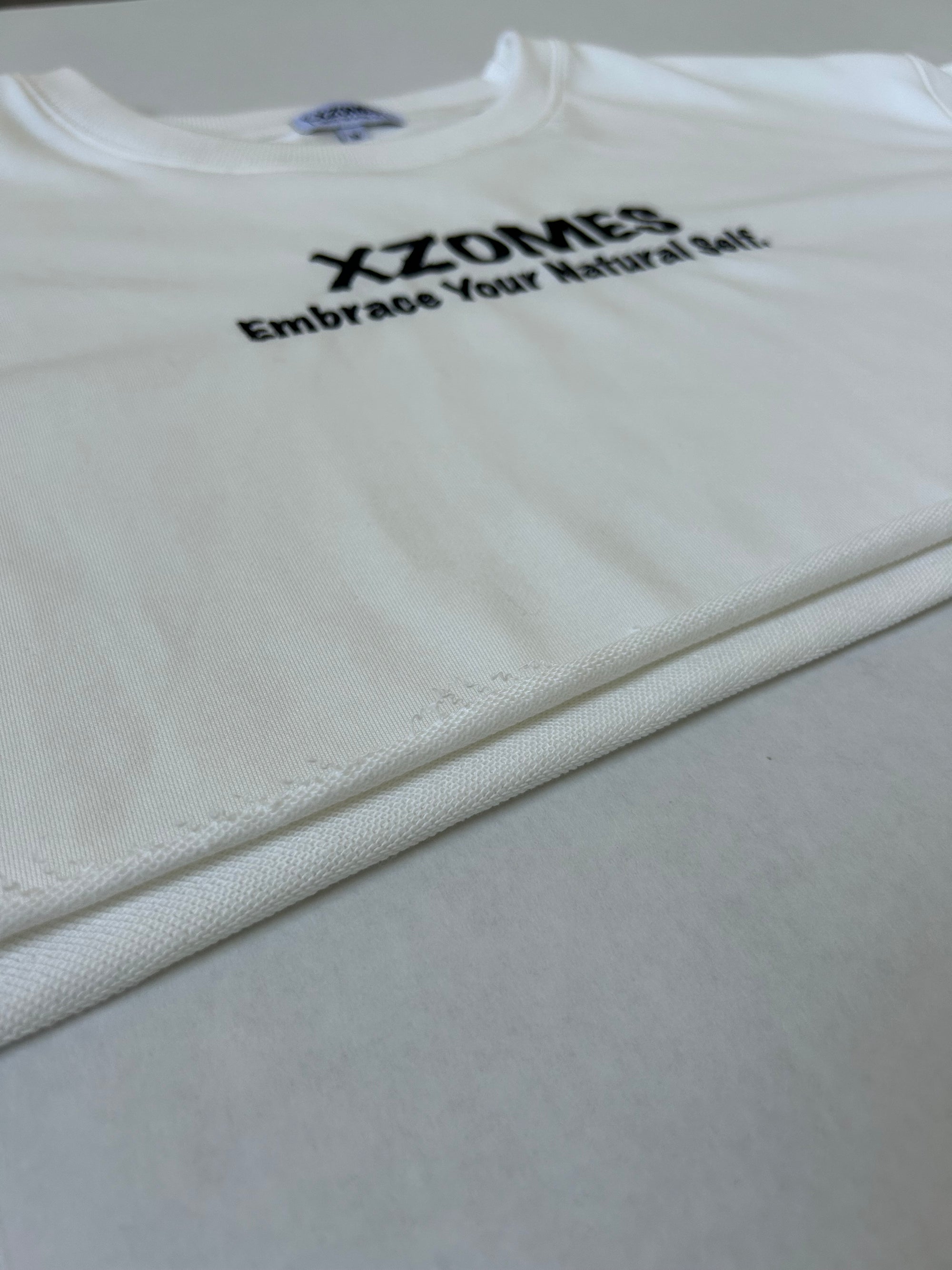 Cropped Slogan Crewneck in Off White